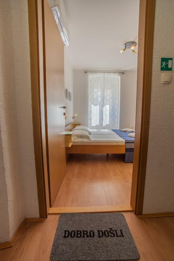 Sobe Ferlora Hotell Cres Eksteriør bilde